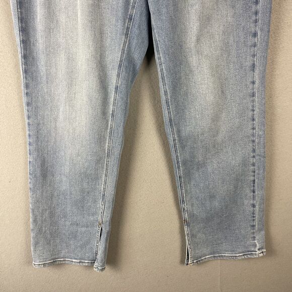 Universal Standard Straight Jeans Womens 14 Lightwash High Rise Faded NWT - Picture 3 of 16